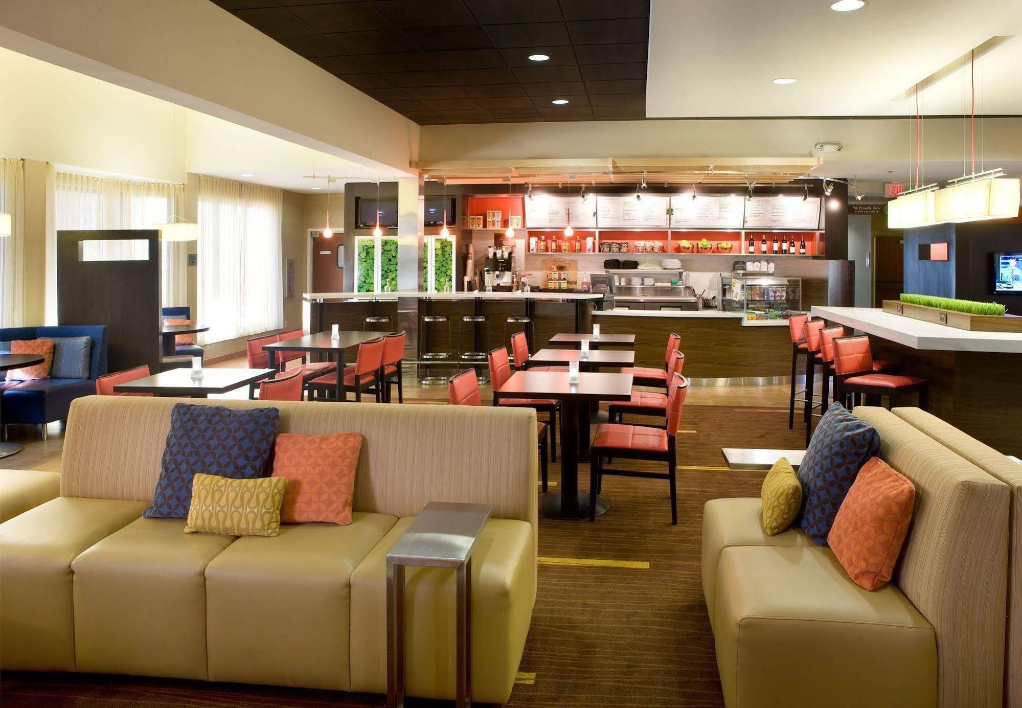 Hotel Courtyard By Marriott Albuquerque Airport Exterior foto