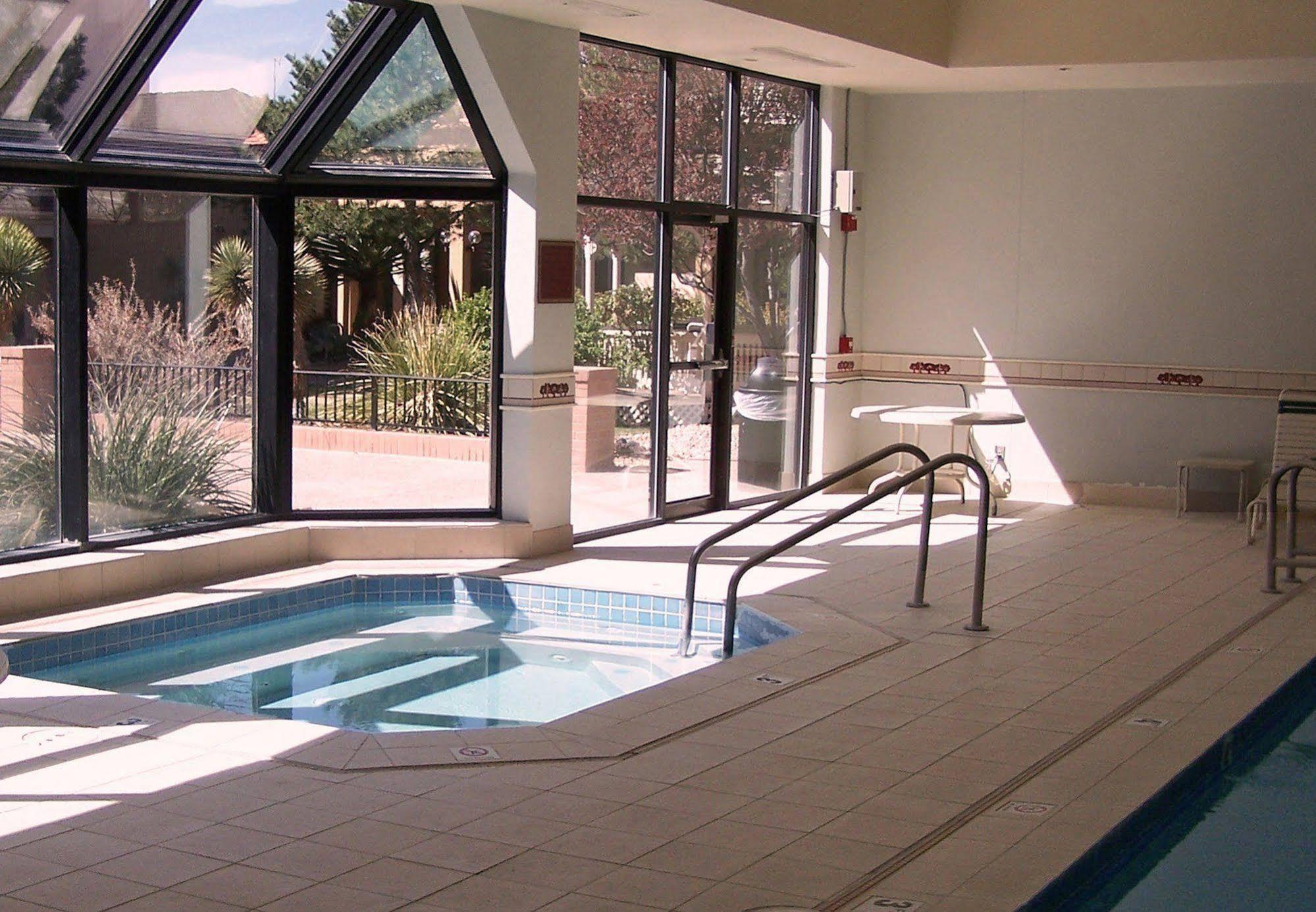 Hotel Courtyard By Marriott Albuquerque Airport Exterior foto